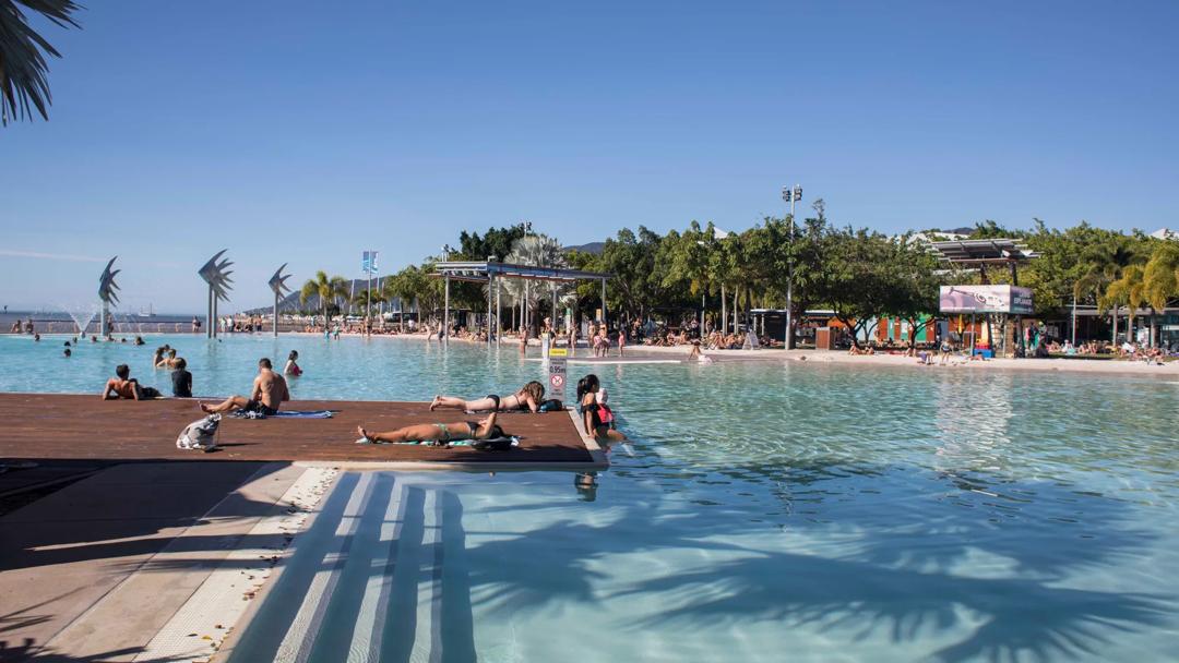 Sprachaufenthalt Australien, Cairns, Pool