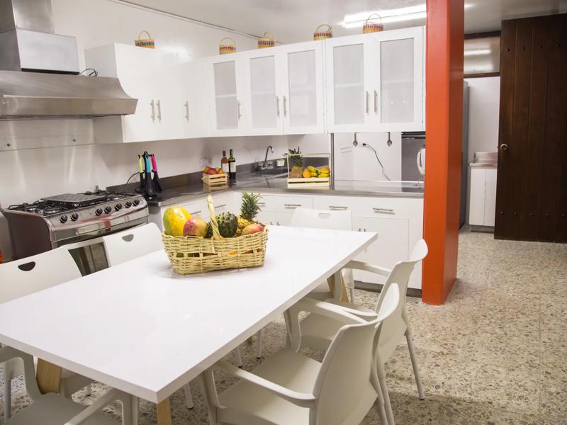 Sprachaufenthalt Kolumbien, Medellin, Centro Catalina, Residence, Küche