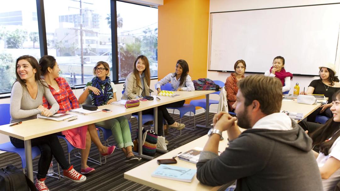 Séjour linguistique États-Unis, EC Los Angeles, Leçons