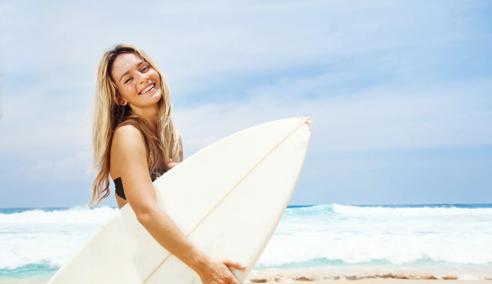 Sprachaufenthalt, Surfer am Strand