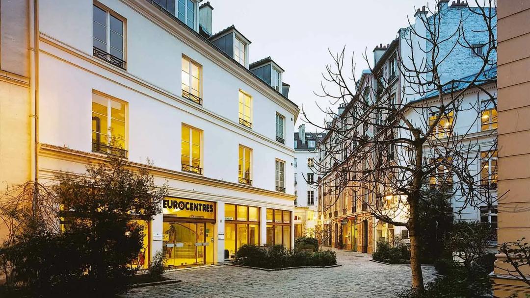 Séjour linguistique France, Bayswater College Paris, Bâtiment scolaire