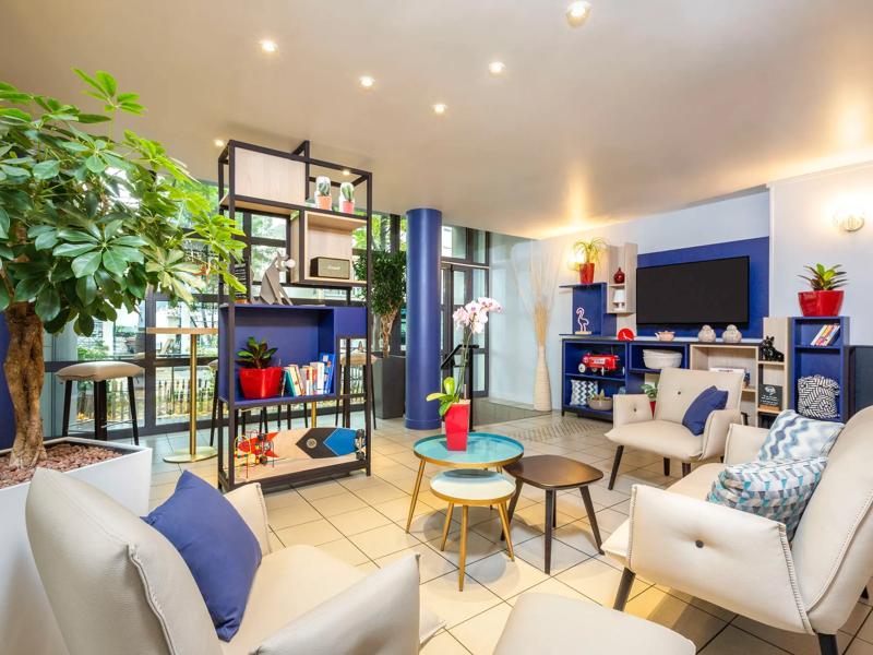 Séjour linguistique France, Accord Paris, hébergement, Apartment Adagio La Défense Léonard de Vinci, lounge