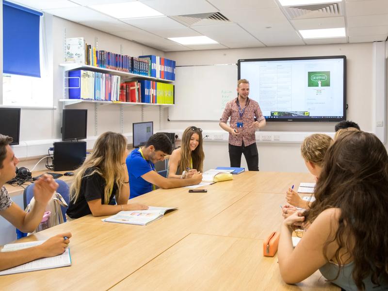 Sprachaufenthalt England, English Language Centre (ELC) Bristol, Lektionen