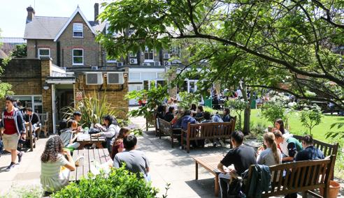 Sprachaufenthalt England, London - Wimbledon School of English - Garten
