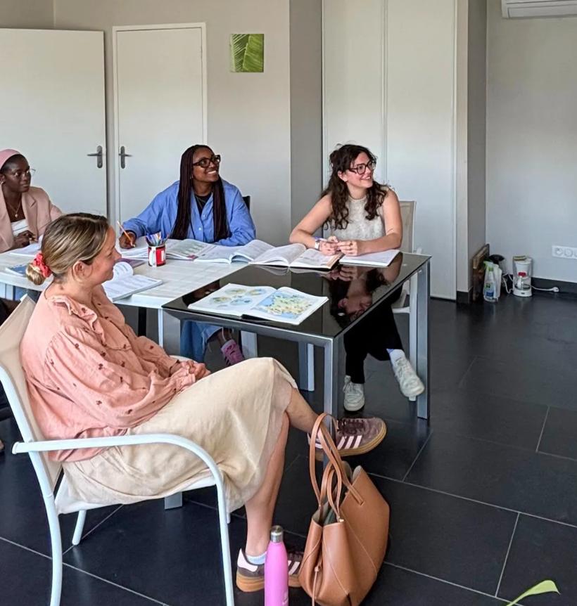 Sprachaufenthalt Frankreich, The Inspire Academy Biarritz, Lektionen
