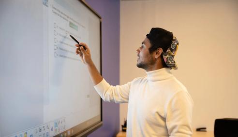 Séjour linguistique États-Unis, Kaplan Santa Barbara, Leçons