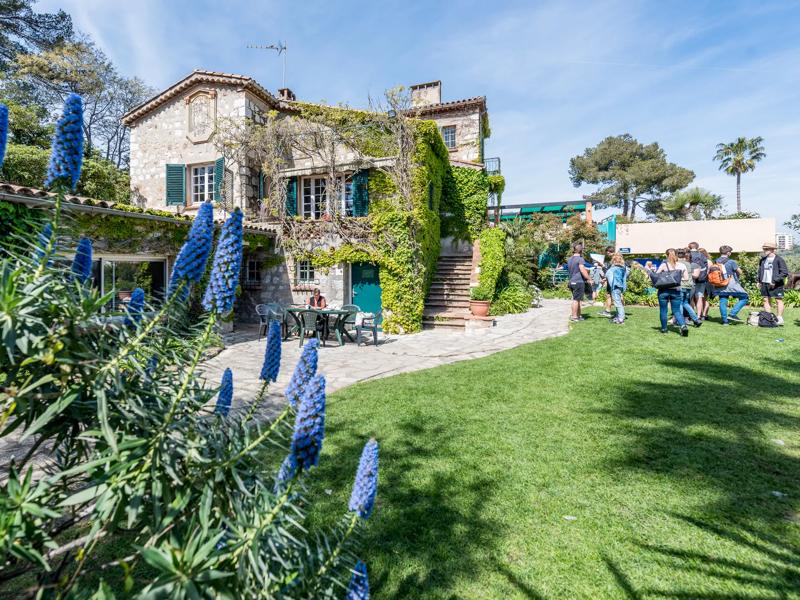 Sprachaufenthalt Frankreich, Centre international d'Antibes, Schulgebäude