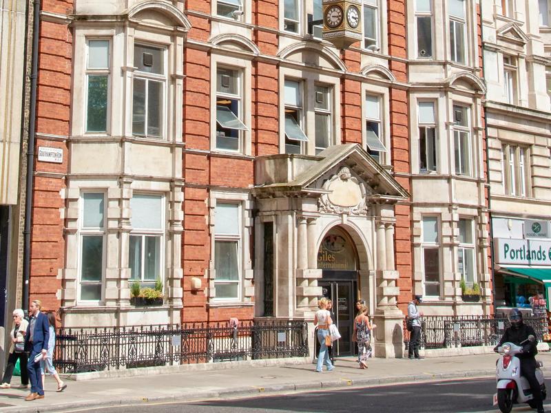 Séjour linguistique Angleterre, Londres, St Giles London Central, Bâtiment scolaire