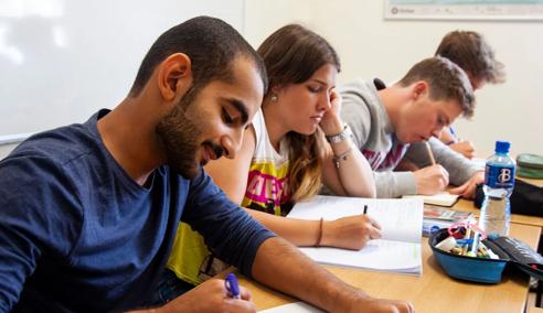 Sprachaufenthalt England, English Language Centre ELC Eastbourne, Lektionen