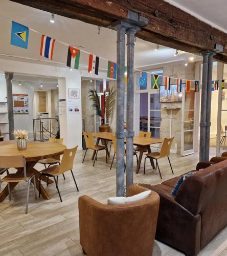 Séjour linguistique France, Bayswater College Paris, Salle de séjour