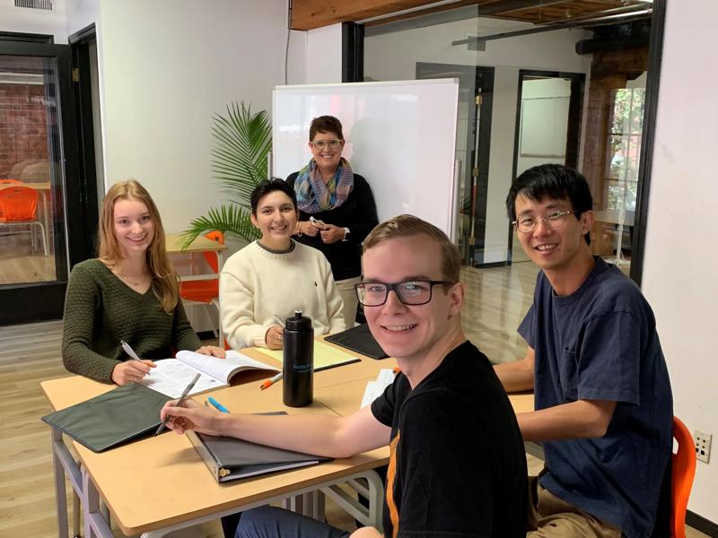 Séjour Linguistique Canada, CES Vancouver, Leçons