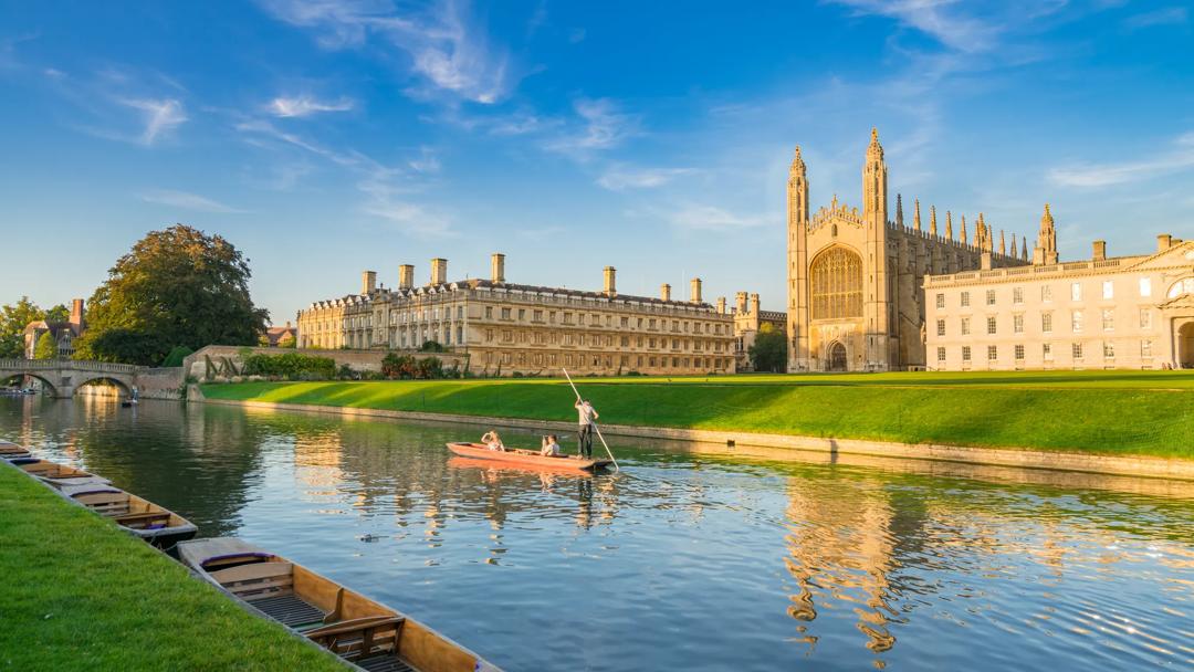 sprachaufenthalt england cambridge punting